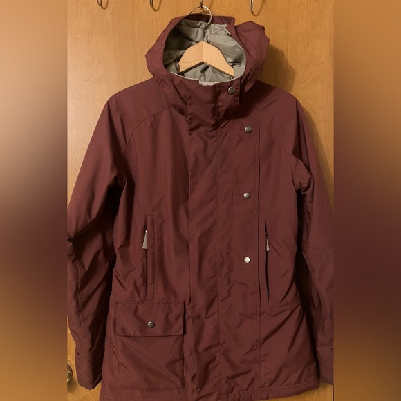 Burton Dry Ride Women's Burgundy Snowboarding Ski Jacket Coat Size Medium - Picture 1 of 16